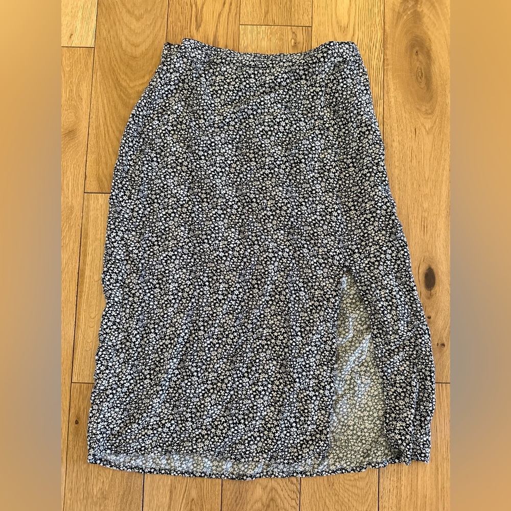 Hollister midi skirt